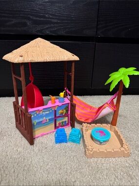 Barbie Chelsea Tiki Hut Playset